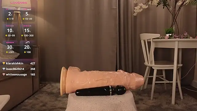 TinaStevenson 现场XXX聊天