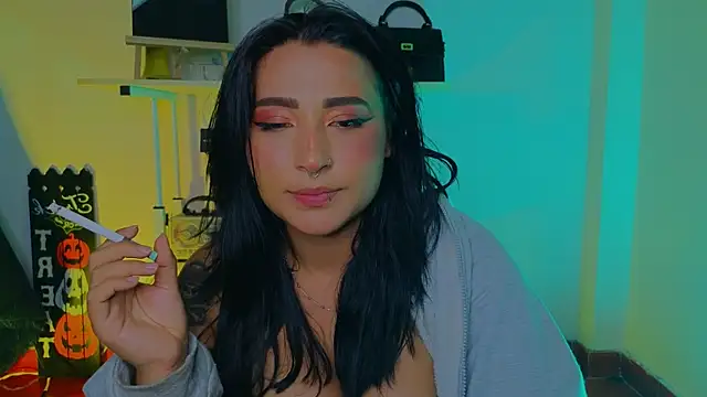 Pauilinan Live XXX chat