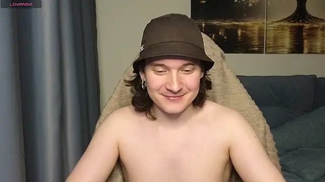 MoreRealAlex Live XXX-Chat