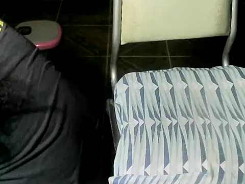 Chat +18 de OreCam ao vivo
