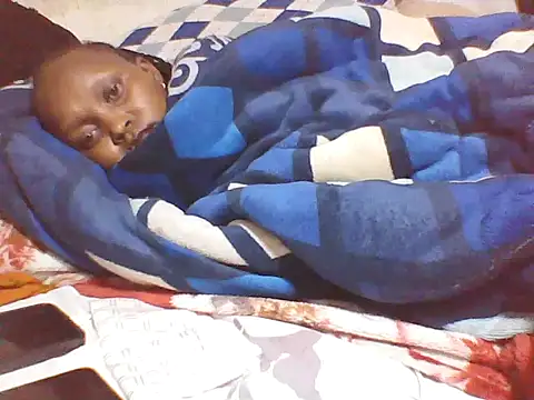 Sexy_bellah12 Adlı Modelin Canlı XXX Sohbeti