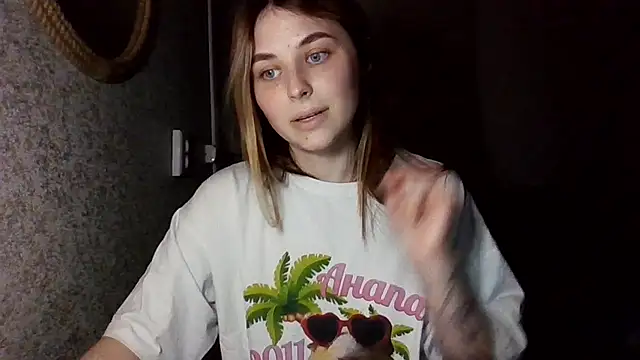 Touch_And_Run's Live XXX Chat