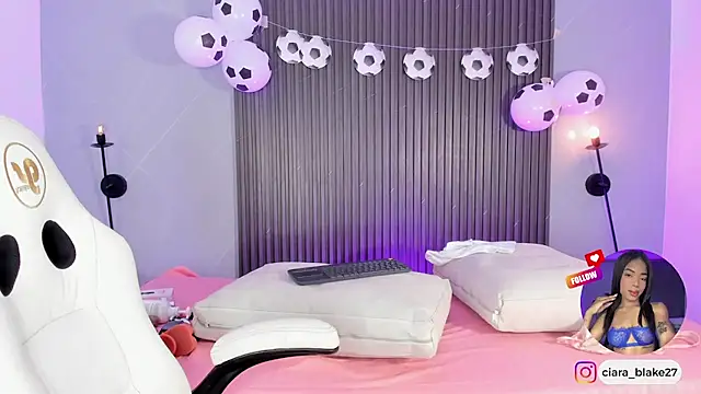 ciara_blakeのライブXXXチャット