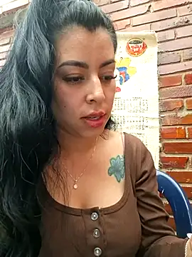 Czat XXX na żywo – Luianna