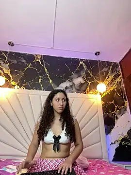Chat +18 de Dalgom-i ao vivo