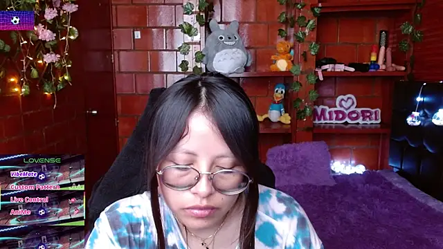 แชท XXX สดของ MidoriQuiinn