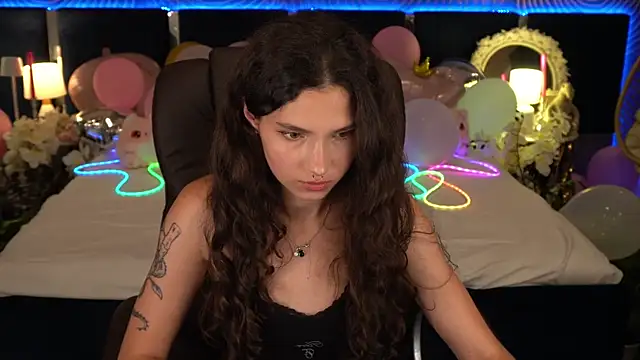 BabyFlowerr Live XXX Chat