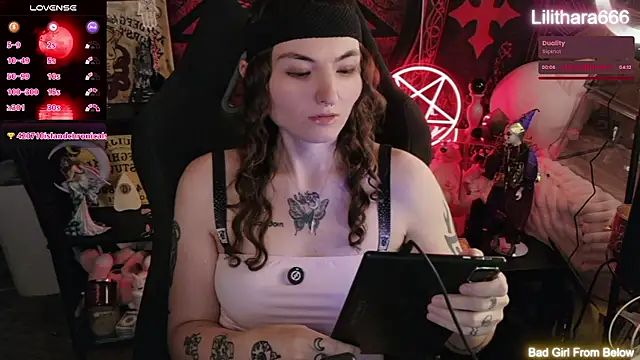 Lilithara666 Live XXX-chat