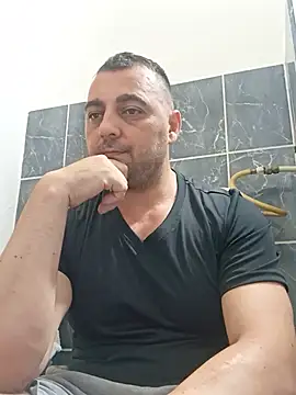 Mirkoxxx@xh Chat XXX live