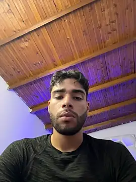 Chat +18 de AlejandroGreco ao vivo