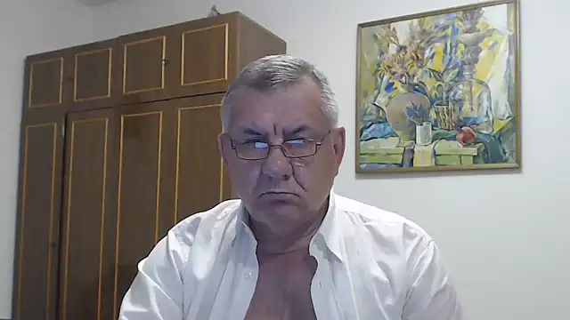 machomale3: онлайн-секс-чат