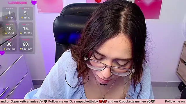 Sampuckettbaby Adlı Modelin Canlı XXX Sohbeti