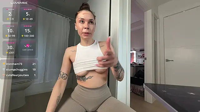 دردشة NattyFierros الجنسية المباشرة