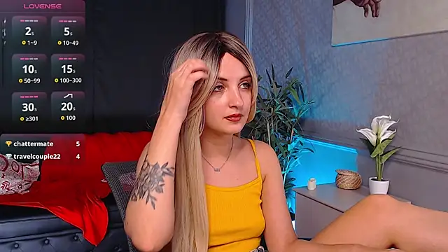 Chat +18 de Katty__lights ao vivo