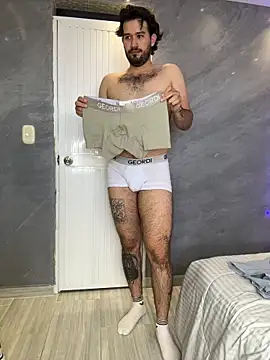 Adrian_SITHのライブXXXチャット