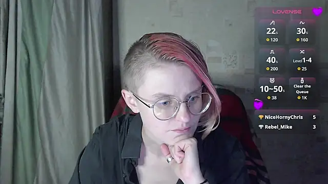 צ'אט XXX בשידור חי של __Freya___