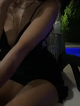 -Ashi Adlı Modelin Canlı XXX Sohbeti