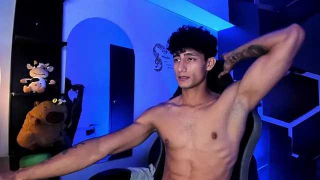 Czat XXX na żywo – MaxiimoRomano_