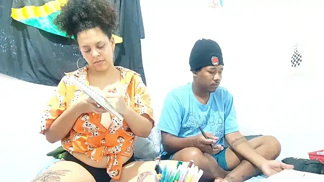 Chat +18 de FlowerHot ao vivo