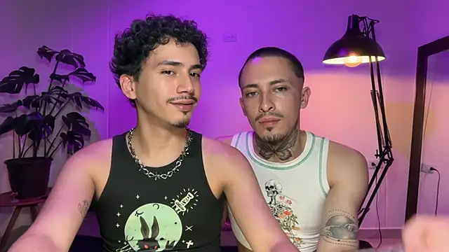 Noah_and_Steven Chat XXX live