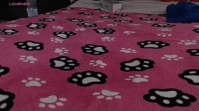 XXX chat uživo modela miia-big1boobs_