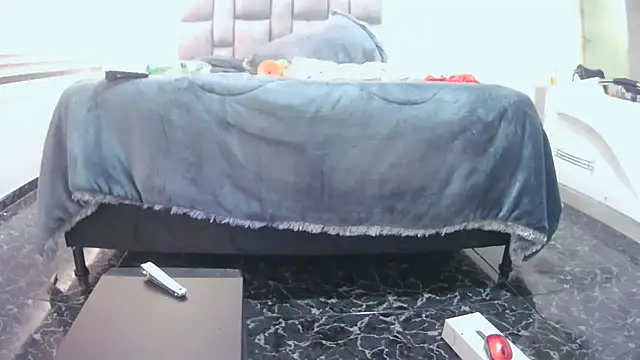 XXX chat uživo modela Fernanda_andrew