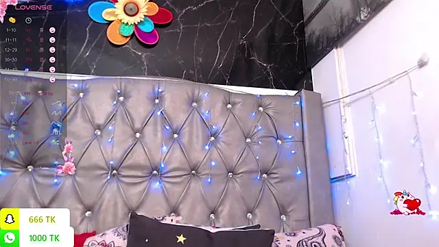 LAILAGUMMY's Live XXX Chat