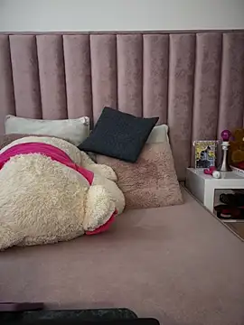 Natural_BIGASS_NinaのライブXXXチャット