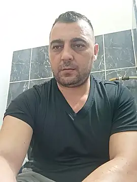 Mirkoxxx@xh: απευθείας συνομιλία ΧΧΧ