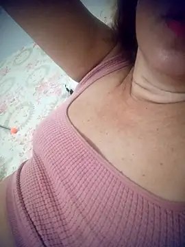 SOLTEIRASIGILO live XXX chat