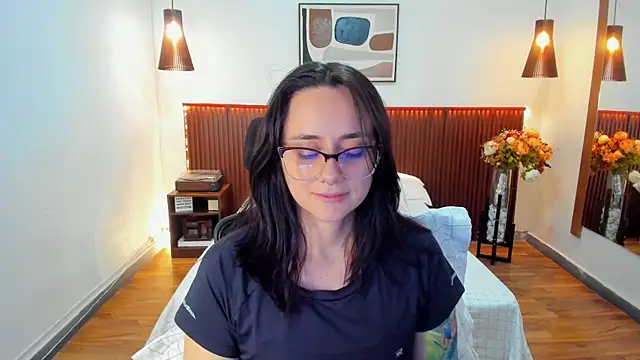 KatherineBond 现场XXX聊天