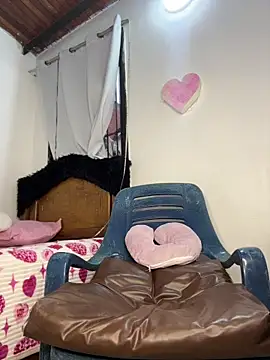PrincesLeo Live XXX-Chat