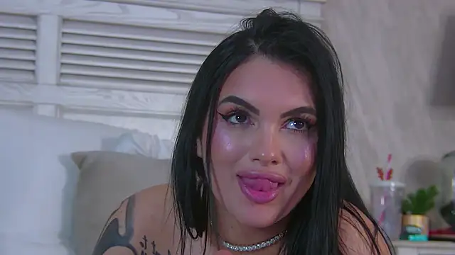 AliraNightvale Chat XXX live