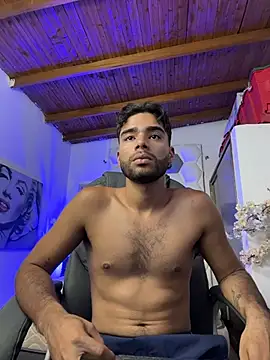 AlejandroGreco 现场XXX聊天