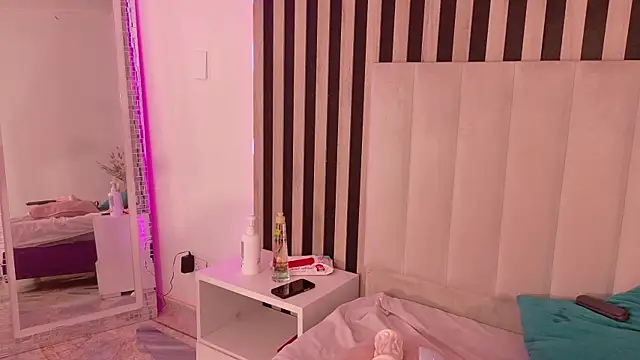 LeoTease 现场XXX聊天