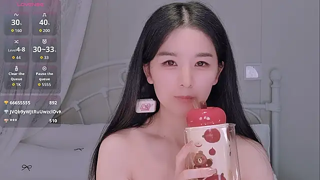 BingLin- Live XXX Chat