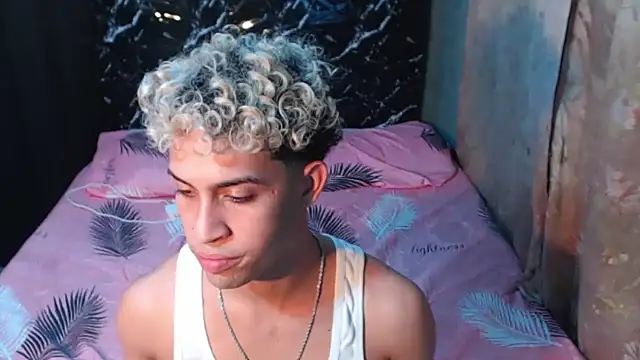 Živý XXX chat Wild_Squad