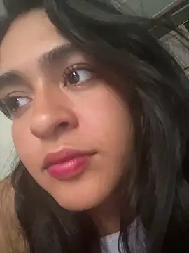 Онлайн чат XXX EmilyNoir1