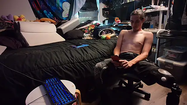 Онлайн чат XXX CyberStallion