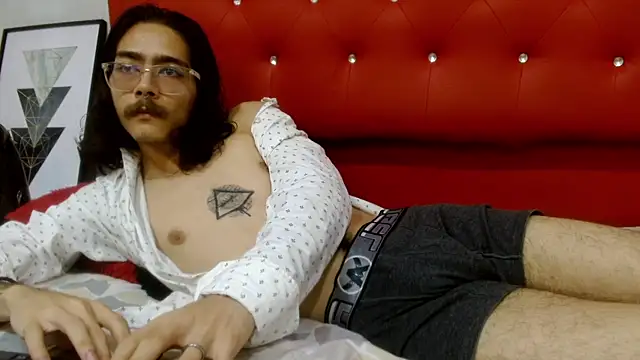 bigcock_robert's Live XXX Chat