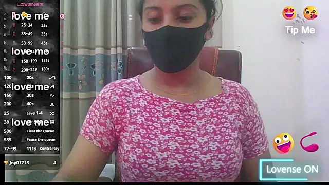 zareen_approach Live XXX-Chat