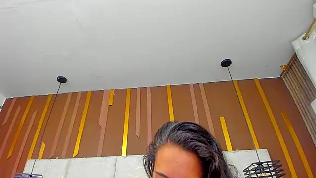 Chat +18 de MiaCours ao vivo