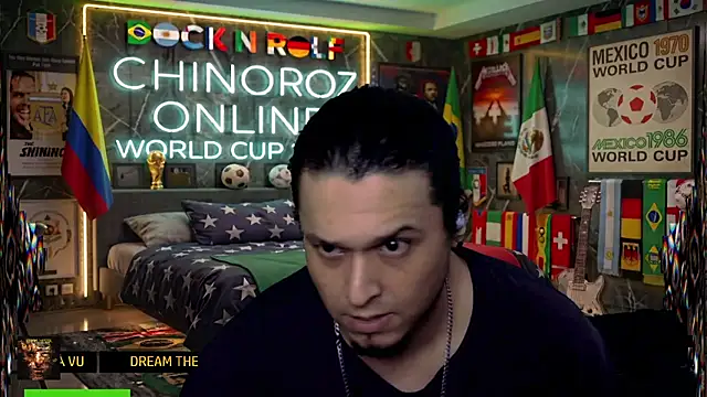 chino_roz Adlı Modelin Canlı XXX Sohbeti