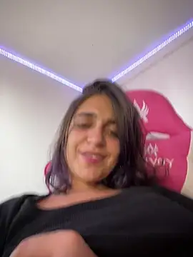 Aliciia777's Live XXX Chat