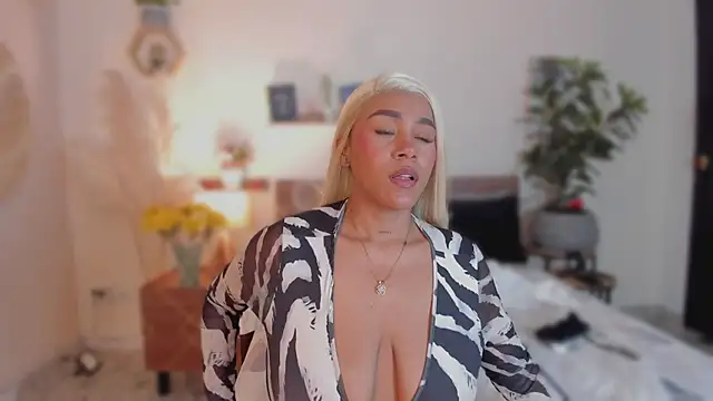 YariRose live XXX chat