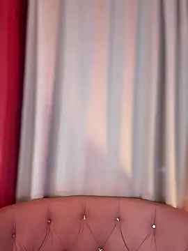 LeylaKnox's Live XXX Chat