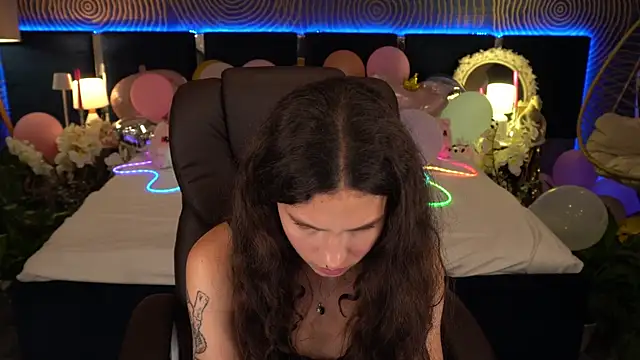 BabyFlowerr's Live XXX Chat