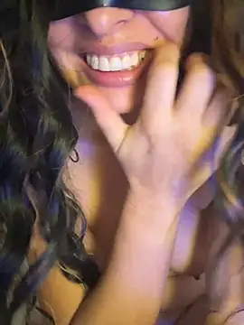 SelinaGatita Live XXX-Chat