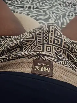 banj06@xh live XXX chat