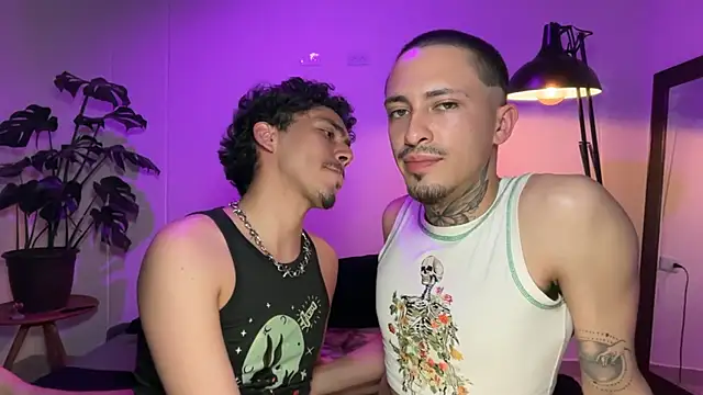 Noah_and_Steven Live XXX-Chat